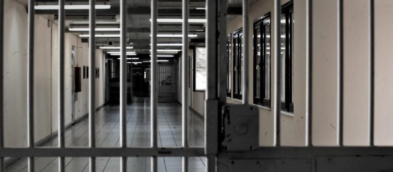 Έρευνες στις φυλακές Λασιθίου - Εντυπωσιακά τα ευρήματα στα κελιά (φώτο)